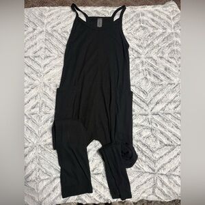 Elegant Black Sleeveless Jumpsuit